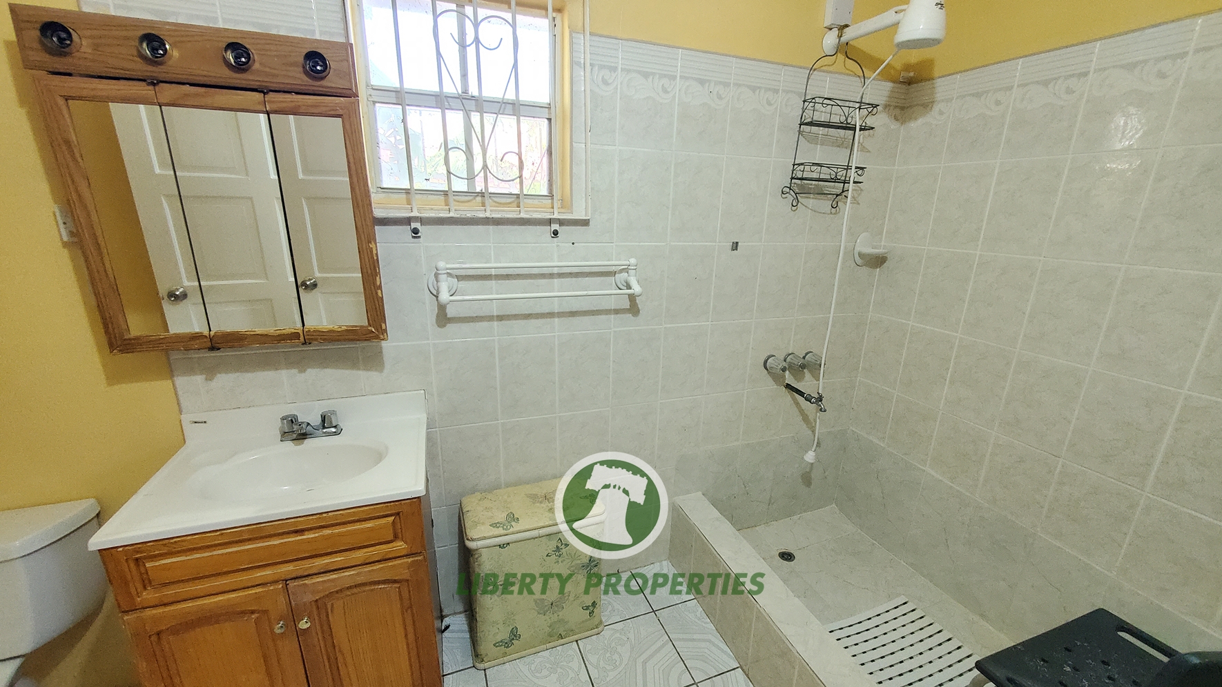 Rented: House for Rent in Arnos Vale, St. Vincent and the Grenadines. Rental Monthly Price:$2,500.00XCD-