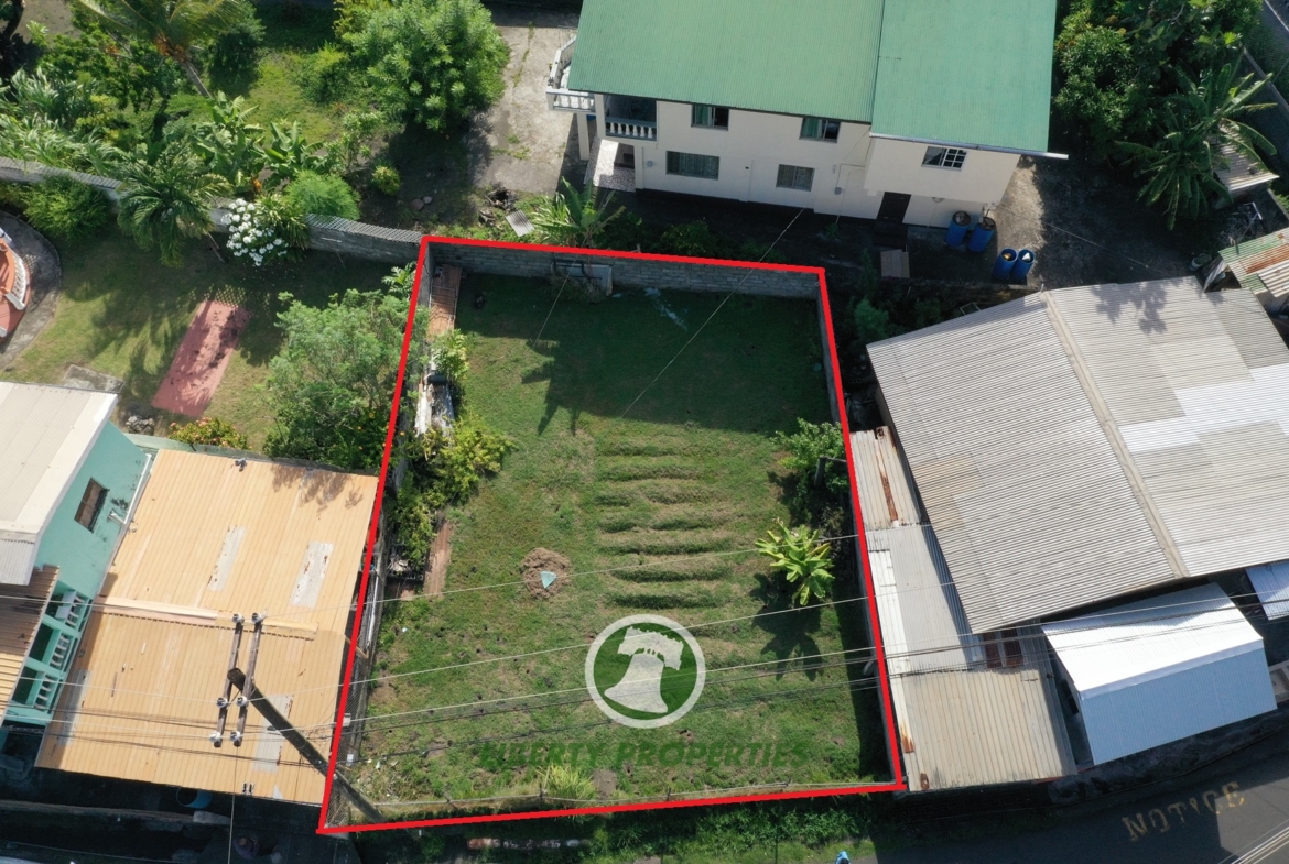 Under Contract:An exceptional opportunity to own a flat, build-ready lot in the heart of the thriving town of Calliaqua, located on the southern coast of Saint Vincent. List price:$95,520.00XCD-Open to offers