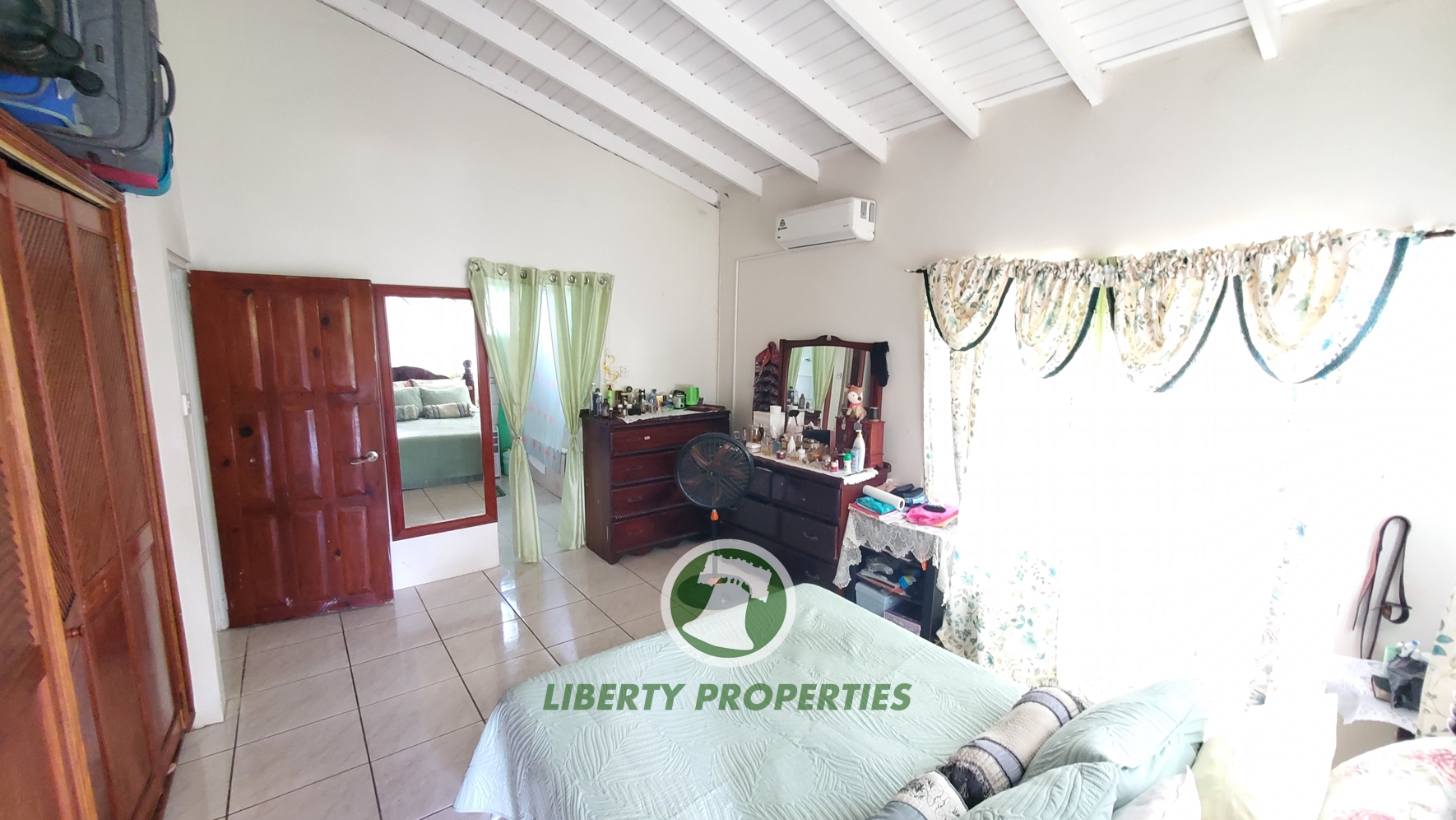 Cozy family home nestled in the quiet and desirable residential neighborhood of Villa B, this charming two-storey home offers a unique blend of space, comfort, and views. Set on a generous 9,752 sq ft:$685,000.00XCD-Open to offers