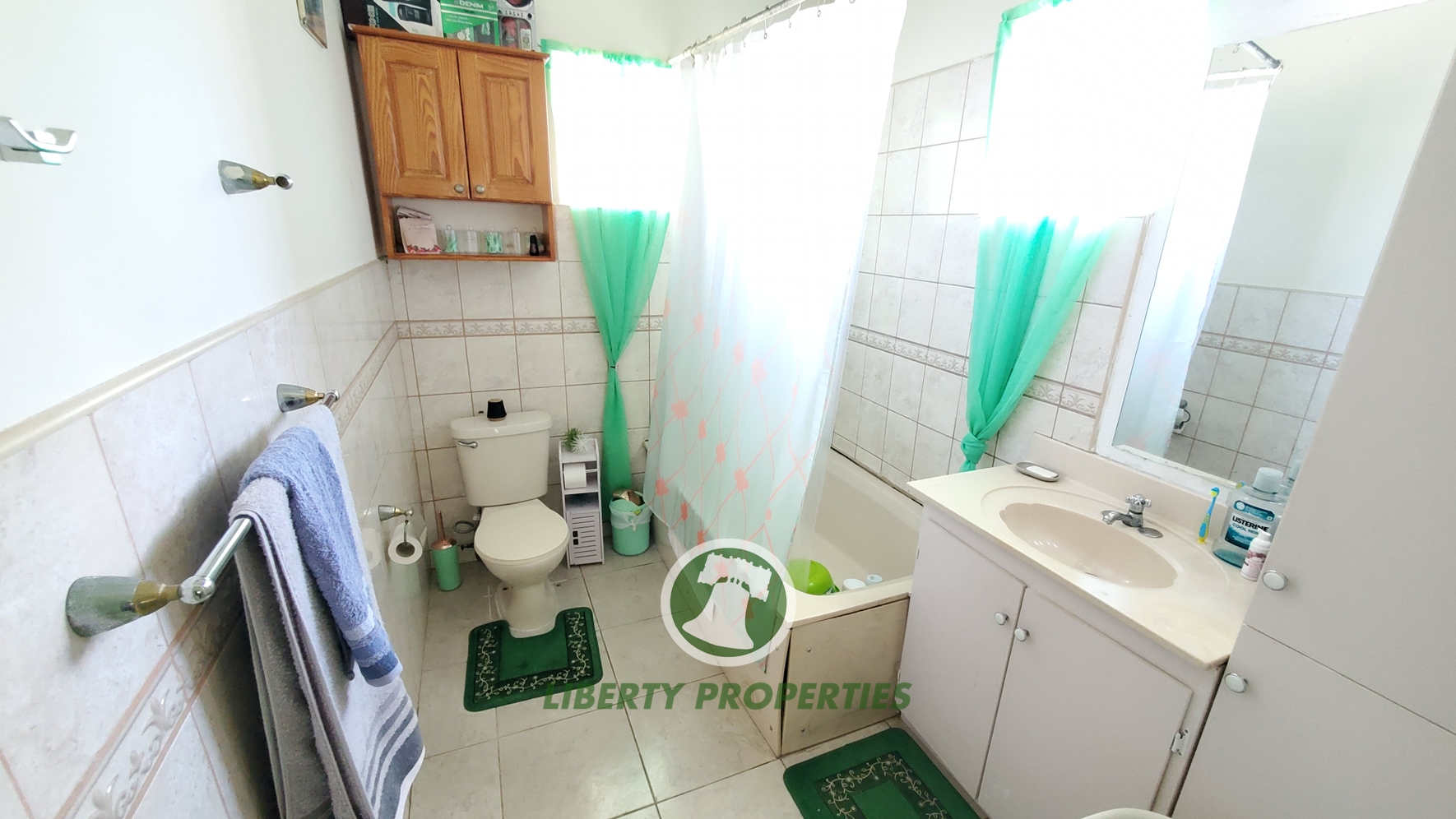 Cozy family home nestled in the quiet and desirable residential neighborhood of Villa B, this charming two-storey home offers a unique blend of space, comfort, and views. Set on a generous 9,752 sq ft:$685,000.00XCD-Open to offers