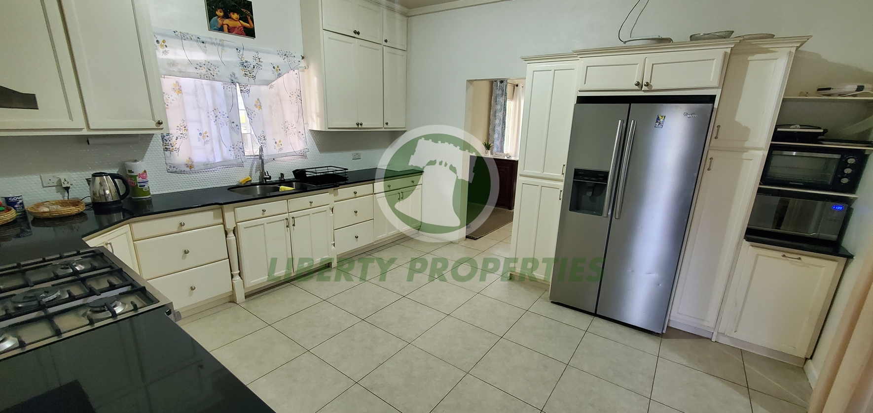 LONG TERM RENTAL  ·  SAINT VINCENT AND THE GRENADINES(Contact Agent Now)