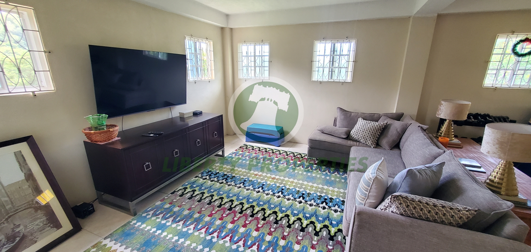 LONG TERM RENTAL  ·  SAINT VINCENT AND THE GRENADINES(Contact Agent Now)