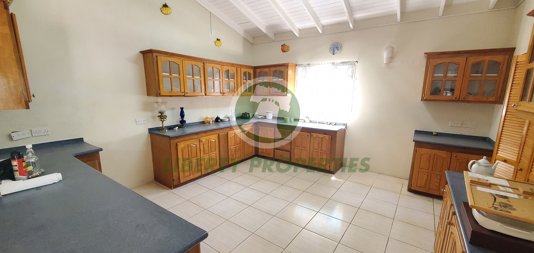 20261024_120433 PROPERTY FOR SALE – GLEN, SAINT GEORGE Saint Vincent and the Grenadines. List Price:$897,000.000