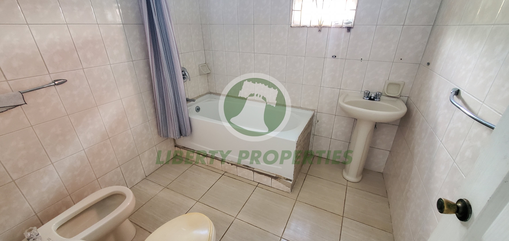 20261024_120659 PROPERTY FOR SALE – GLEN, SAINT GEORGE Saint Vincent and the Grenadines. List Price:$897,000.000