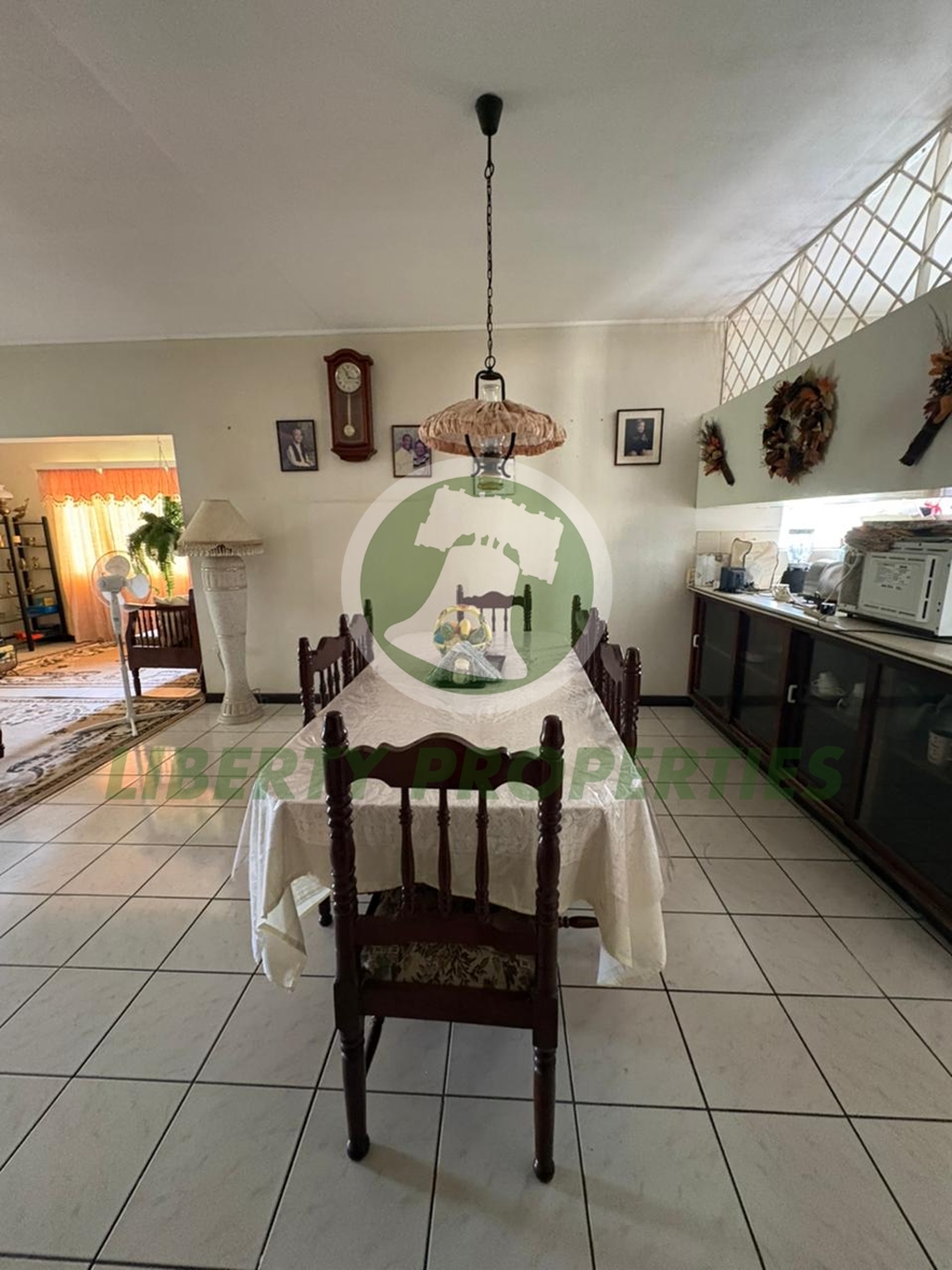 FOR SALE | SPACIOUS 5-BEDROOM RESIDENCE located at Dorsetshire Hill, Saint Vincent and the Grenadines. List price:$890,000.00-Open to offers