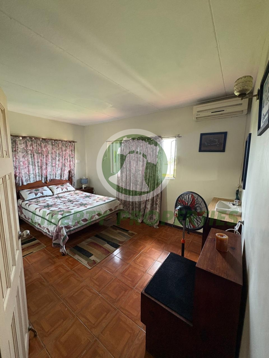 FOR SALE | SPACIOUS 5-BEDROOM RESIDENCE located at Dorsetshire Hill, Saint Vincent and the Grenadines. List price:$890,000.00-Open to offers