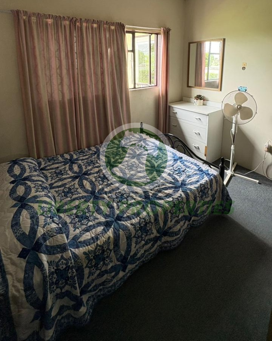 FOR SALE | SPACIOUS 5-BEDROOM RESIDENCE located at Dorsetshire Hill, Saint Vincent and the Grenadines. List price:$890,000.00-Open to offers
