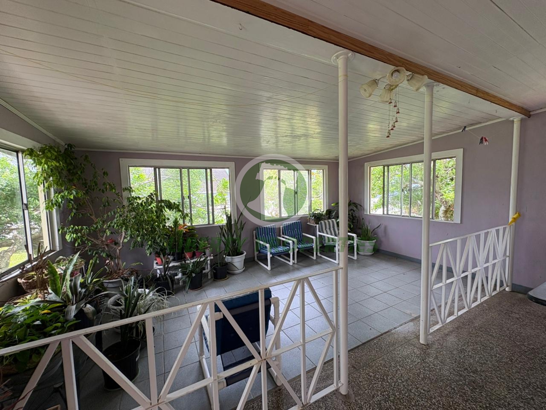 FOR SALE | SPACIOUS 5-BEDROOM RESIDENCE located at Dorsetshire Hill, Saint Vincent and the Grenadines. List price:$890,000.00-Open to offers